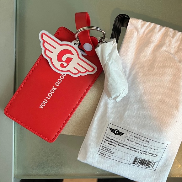 Glossier Luggage Tag - Picture 2 of 4